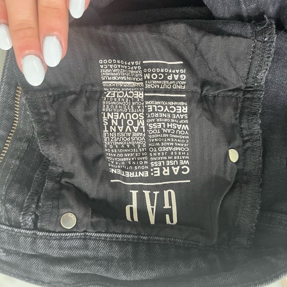 GAP Women's Dark Flare Jeans - Picture 4 of 4